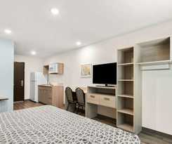  WoodSpring Suites Savannah West Chatham Parkway