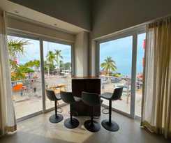 Hotel Loft Malec&oacute;n Vallarta