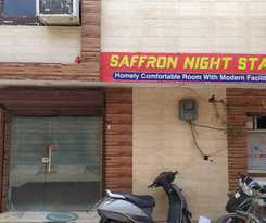 Hotel OYO Saffron Night