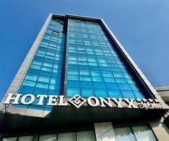 Hotel ONYX by luna