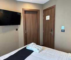  Royale Sainte Hélène Boutique Hotel