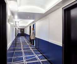 Hotel Mercure Paris La Defense Grande Arche