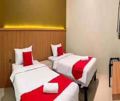Hotel RedDoorz Plus at Lotus Residence