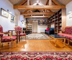  HoStel Cosmopolitan*