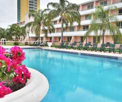 Castaways Resort and Suites