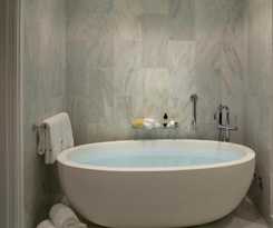  Hanza Tower ROYAL SPA & Jacusi & Sauna & Pool