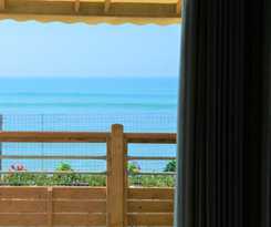 Hotel LOCA BEACH