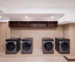 Hotel Pujue International