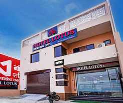 Hotel OYO Flagship Lotus Highway Inn