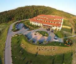 Hotel Cascade Resort & Spa