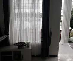 Hotel SPOT ON 91323 Omah Victoria Homestay & Culinary