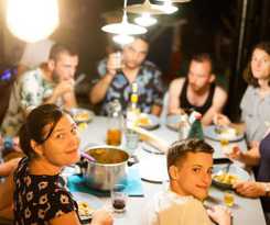  Good People Design Hostel