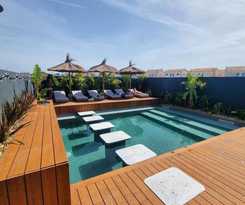 Hotel The Salty Pelican Yoga & Surf Retreat