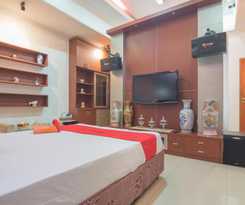 Hotel RedDoorz near Margahayu Raya