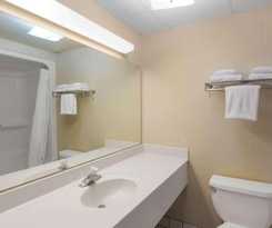Hotel Days Inn & Suites Branson Entertainment District