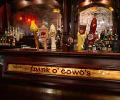 Hotel Irish Cottage Inn & Suites