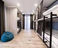  Is'land Hostel