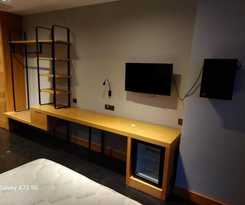  Lei Hotels