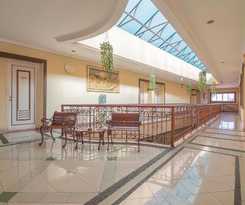 Hotel RedDoorz near Setrasari Mall 2