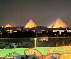  PyramidS GoldeN TempLE HoTeL