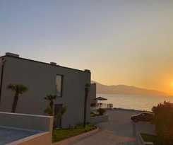  Dukes Albania