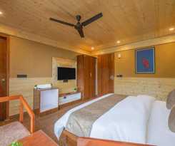 Hotel The Snow Queen Kufri I Vacations I Conference I MICE I Family Events I Open Air Terrace I Sky Bonfir