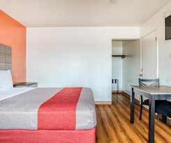 Hotel OYO Kalama