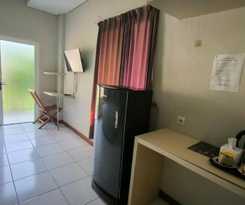 Hotel New Bandengan Beach