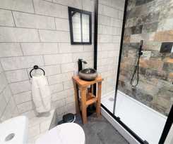  Brunswick Square Apartments by Roomsbooked