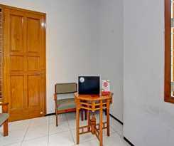 Hotel SPOT ON 91523 Kenari Guesthouse