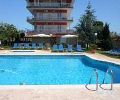 Hotel Denis and Bungalows