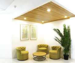  Travelbee Airport Inn