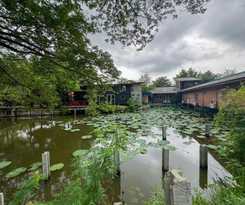 Hotel OYO 75496 Suree Garden Resort & Karaoke