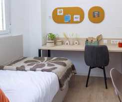  Experience Extraordinary Living at Yugo Salud Premier Accommodation in Granada, Spain