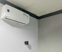 Hotel RedDoorz near Mitra Plaza