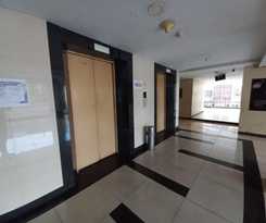 Hotel OYO 94052 Apartement Gateway Cicadas by Guling Property