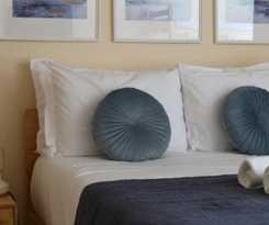  Art 4 You Carcavelos Suites