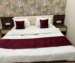 Hotel Santosh Palace