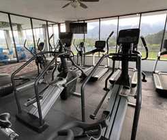  LONGVIEW HOME-STUDIOS