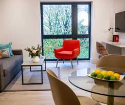 Hotel Q Square by Supercity Aparthotels