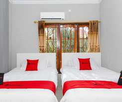  RedDoorz Plus near Transmart Kairagi Dua manado