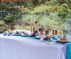 Hotel Tengchong Jingge Banshan Hot Spring