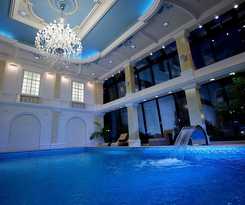 Hotel Queen´s Court & Residence