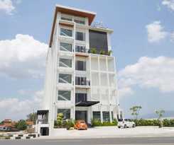 Hotel Toyo Purwokerto, Azanas Collection