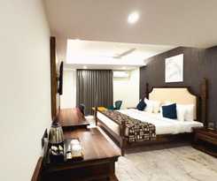 Hotel Papaya Tree