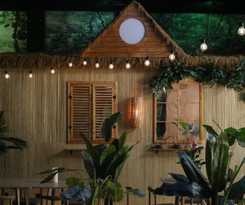 Hostel The POD Suite Village