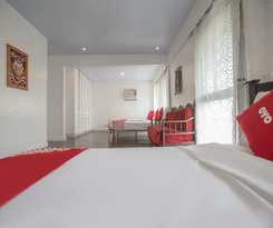 Hotel OYO 588 Sunrock Resort