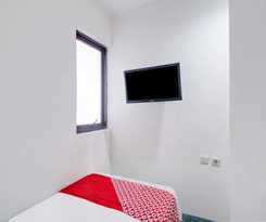 Hotel Townhouse Oak Gunung Sahari Near Ancol