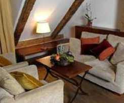 AMOUR HOTEL RESIDENCE