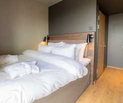 Hotel Lily Country Club